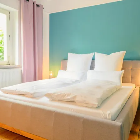 Hofgut Eveshausen Familienquartier Klassik 10-14 Gaeste 度假居 Dommershausen