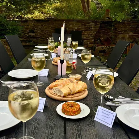 Hofgut Eveshausen Familienquartier Klassik 10-14 Gaeste * Dommershausen