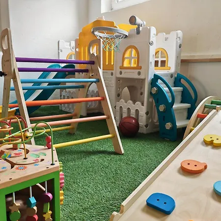 Hofgut Eveshausen - Dreiseitenhof - Spielscheune - Landidylle - Hofleben *