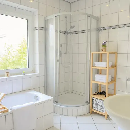 Hofgut Eveshausen Familienquartier Klassik 10-14 Gaeste 度假居