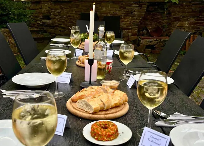 Hofgut Eveshausen Familienquartier Klassik 10-14 Gaeste * Dommershausen